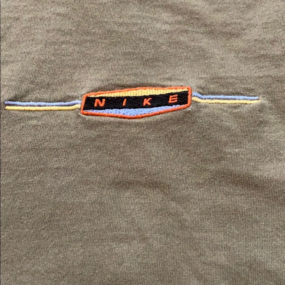 VINTAGE NIKE LONGSLEEVE TEE